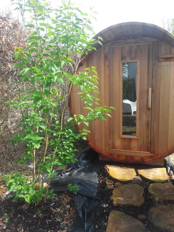 Pluimpapaver Hotel & Glamping Арсхот Екстериор снимка